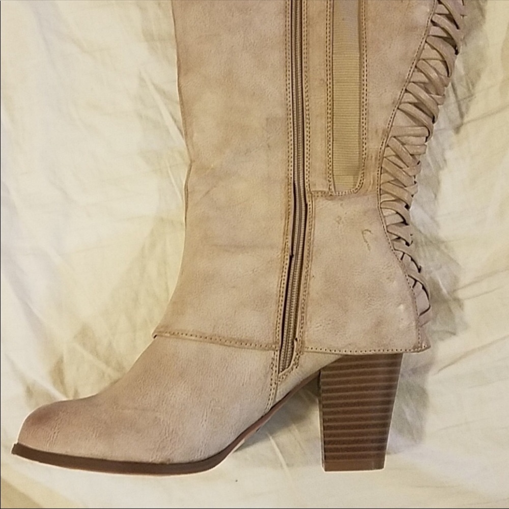 Knee high Tan Boots